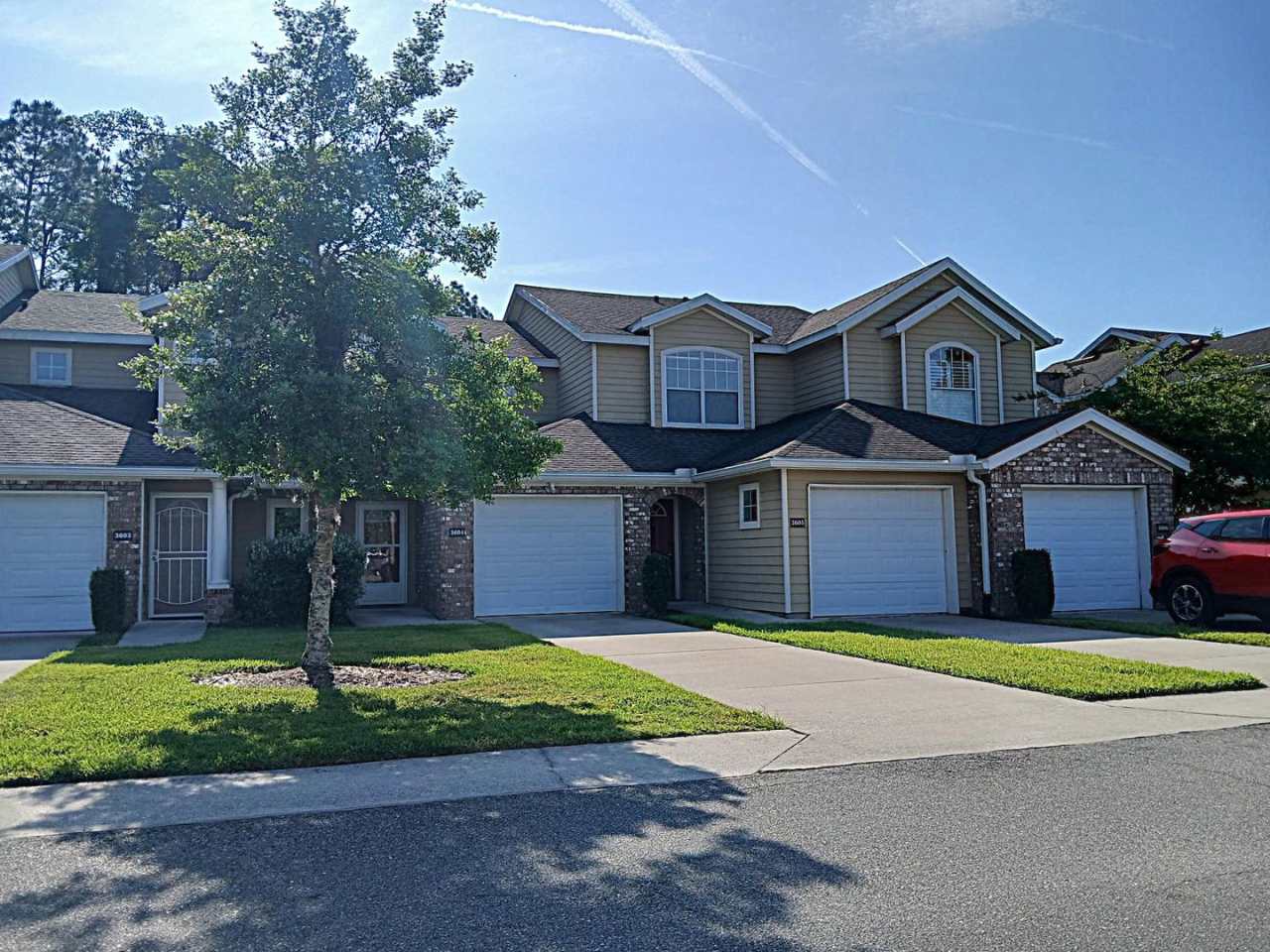 Charming 2BR/2.5BA Home Near Avenues Mall  Town Center