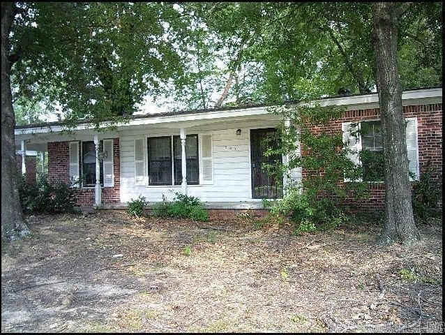 303 Brookside Drive