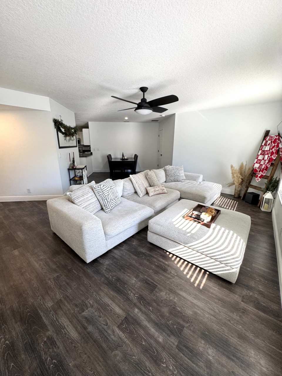 1146 Northeast Coy Senda