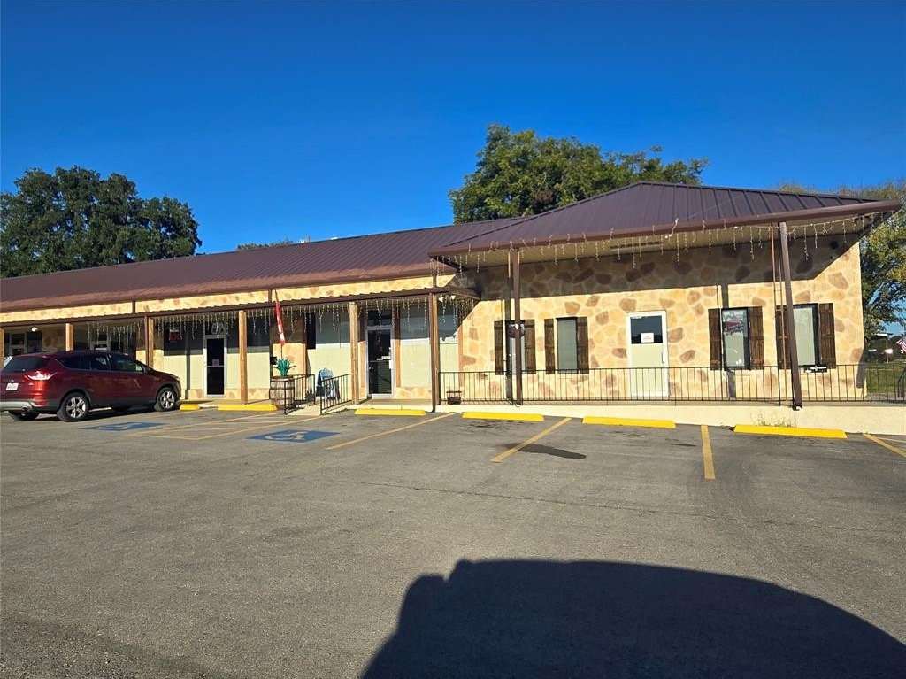 519 E Garland Street