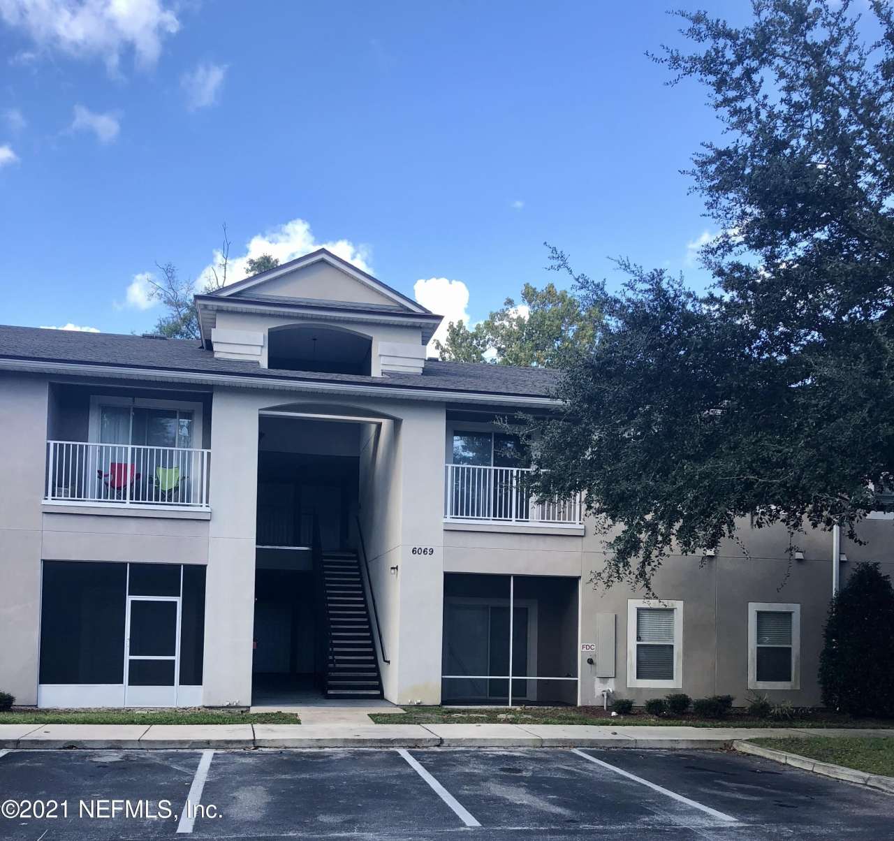 6069 MAGGIES Circle unit: 112