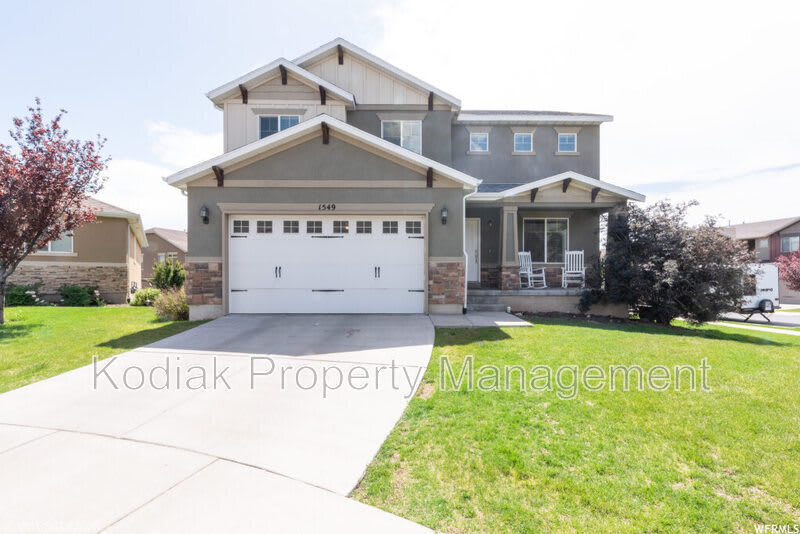 1549 N Old Shepard Cir.