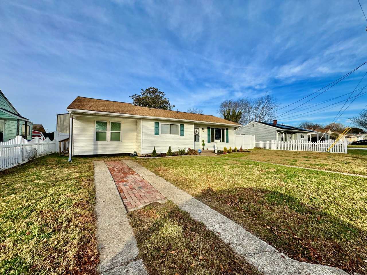 Fully-Updated 1st-Time Rental! Ready NOW! Pet Friendly w/Large, Detached Garage Workshop!