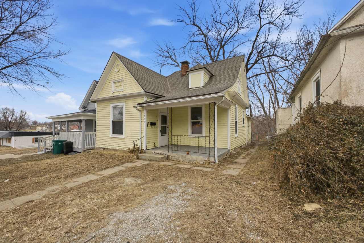 Charming 2-Bedroom, 1-Bath Home with Recent Updates!