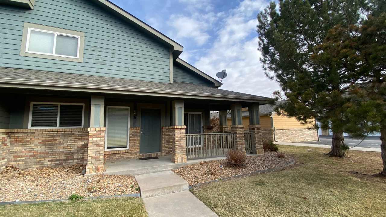 2 Bedroom 2 1/2 Bathroom Brighton Condo