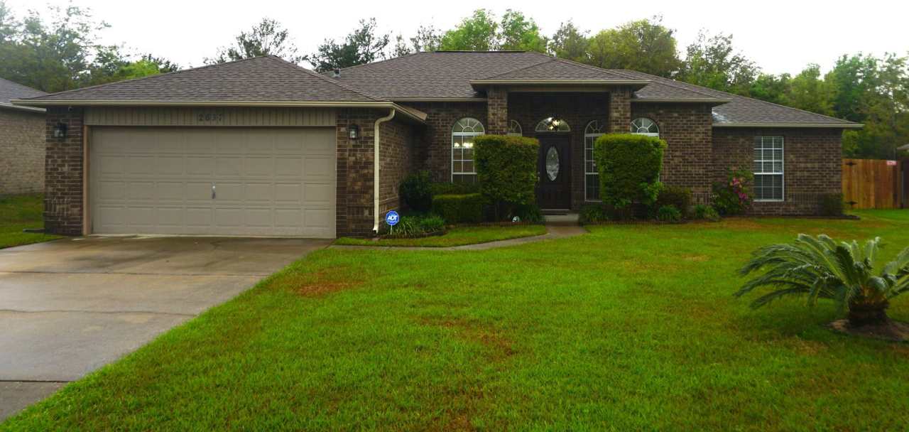 3/2 in Navarre off of East Bay!