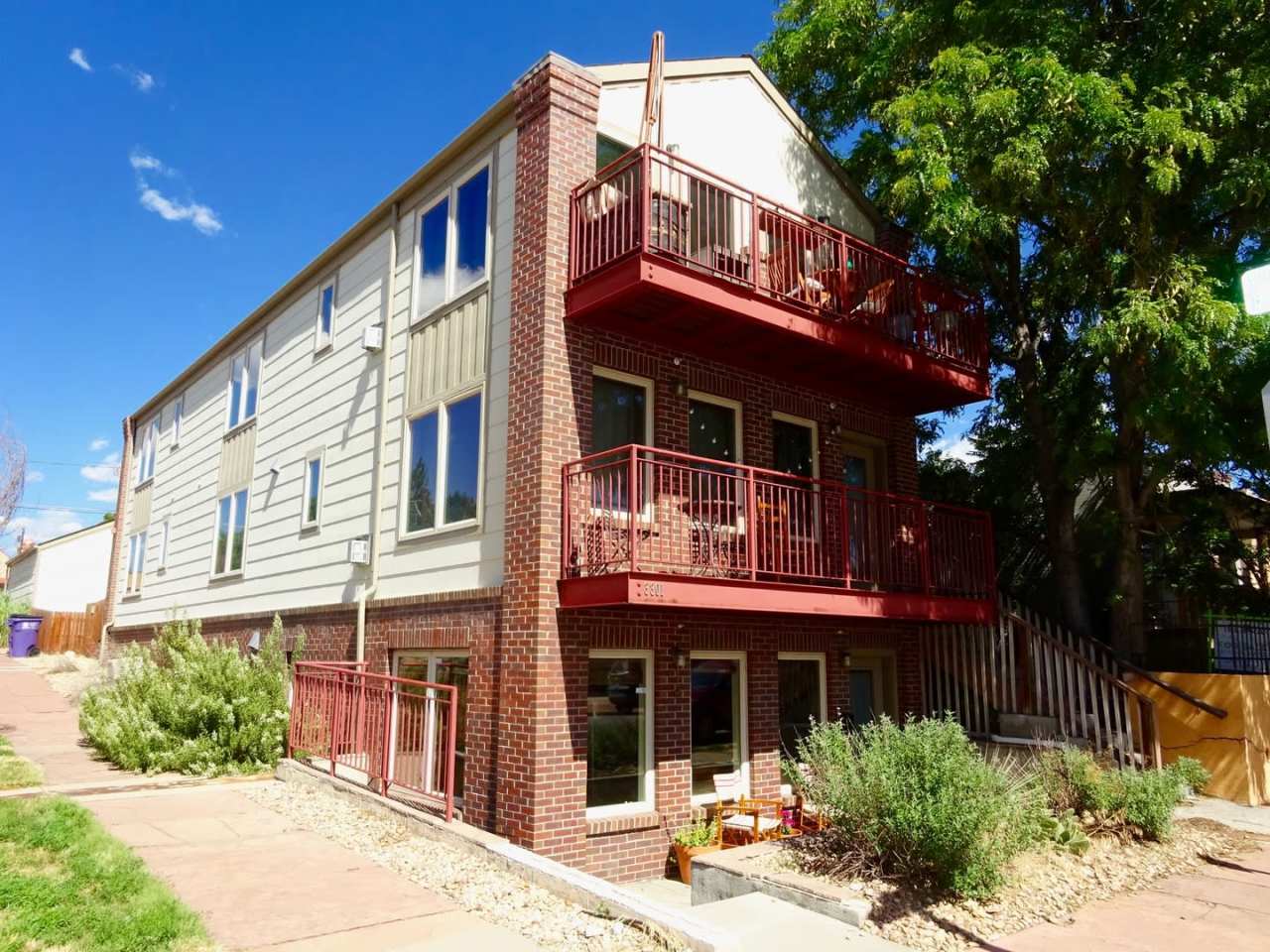 Two Bedroom Condo In Lo-Hi!! AMAZING Location!!