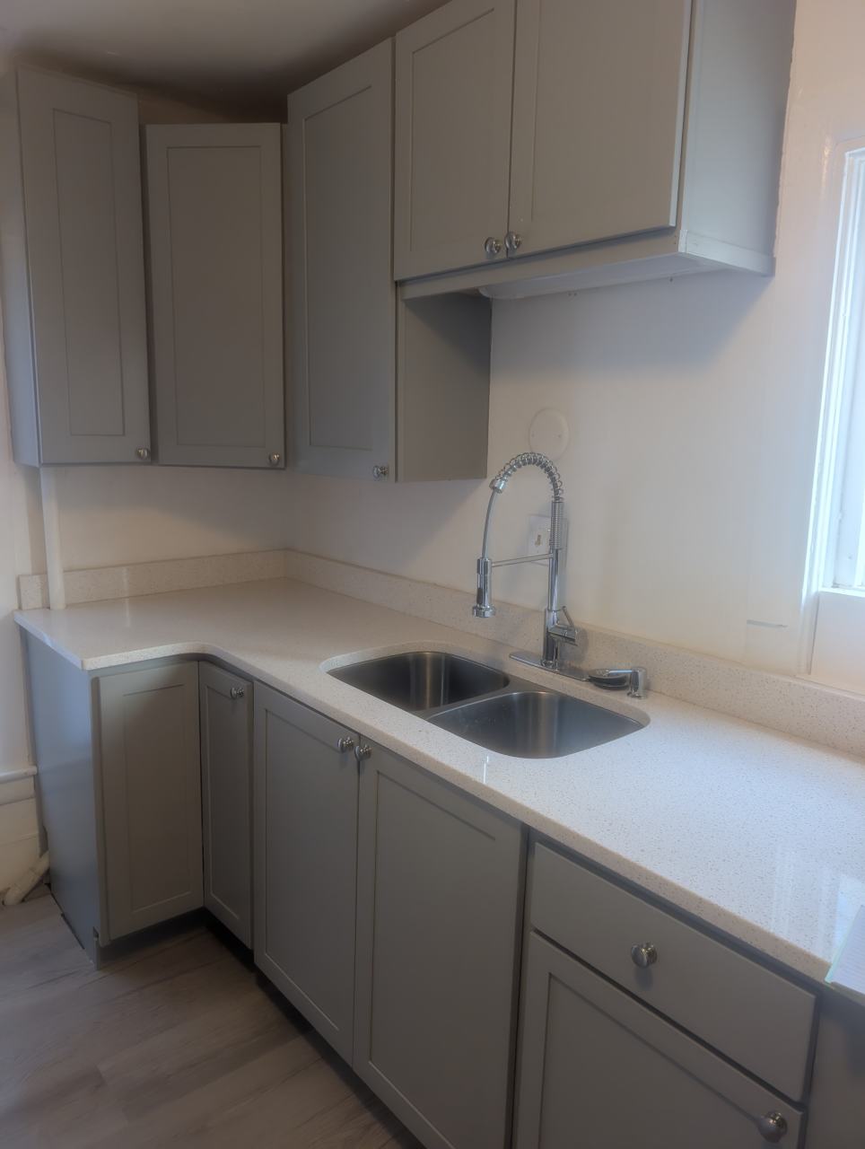 300 Straight Avenue Northwest