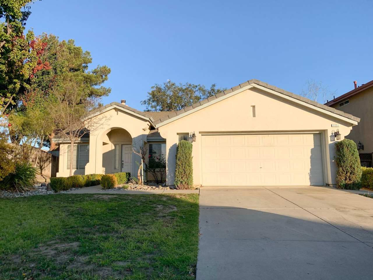 Single Story 4 Bedroom in Hollister