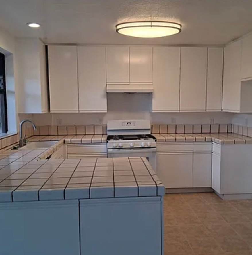 366 East 15th Street Unit C