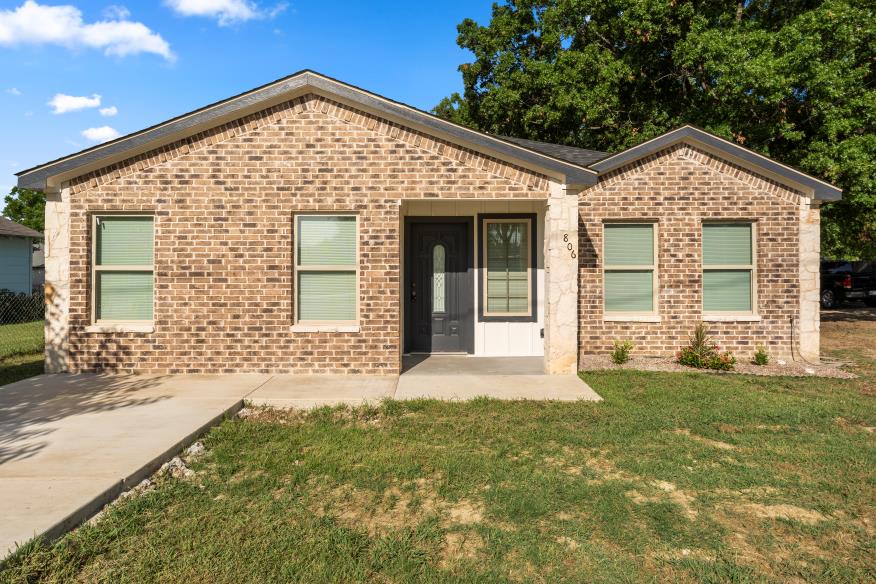 806 South Main Street