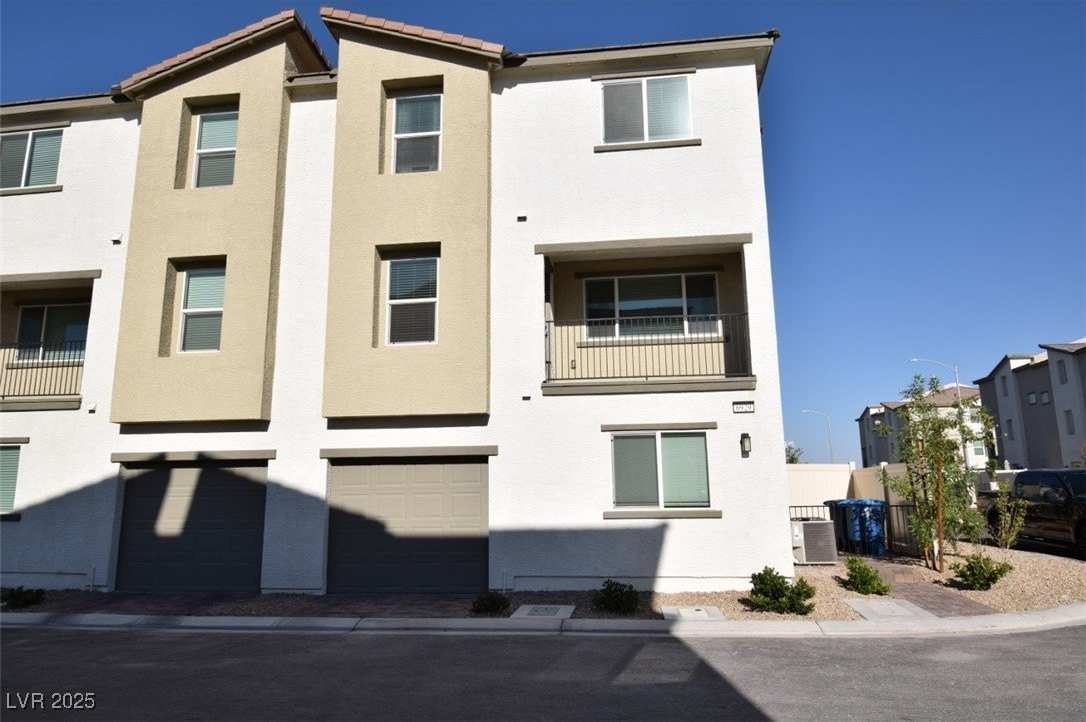 6929 Spicy Merlot Street