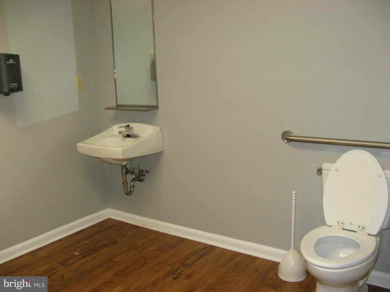 1104 AMHERST Street unit: 100