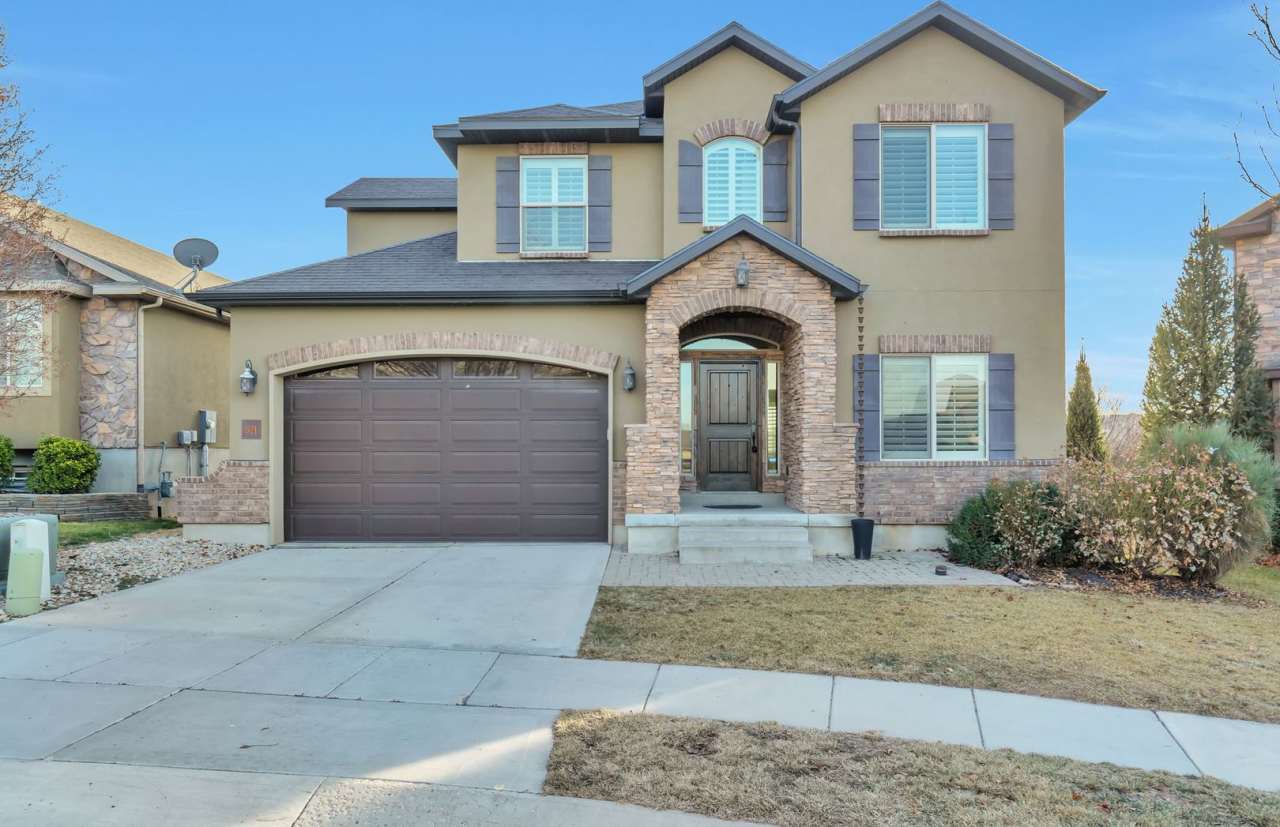 Unique 2 Story Home w attached 2 car