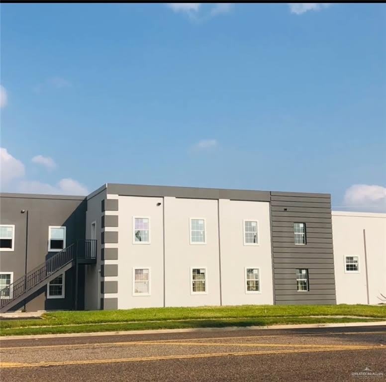 500 N Broadway Street