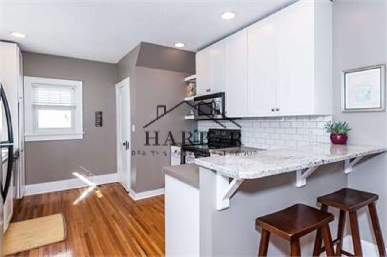 1124 2nd st NW