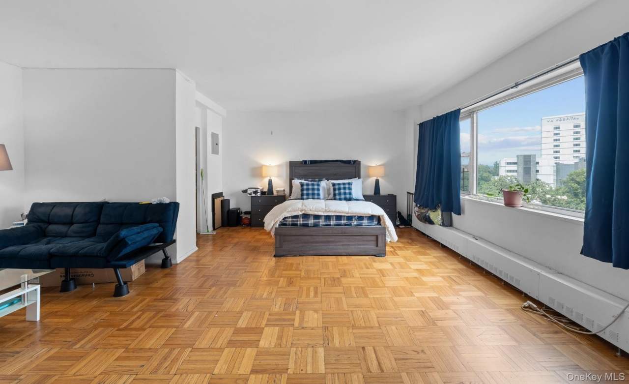 9 Fordham Hill Oval unit: 9E