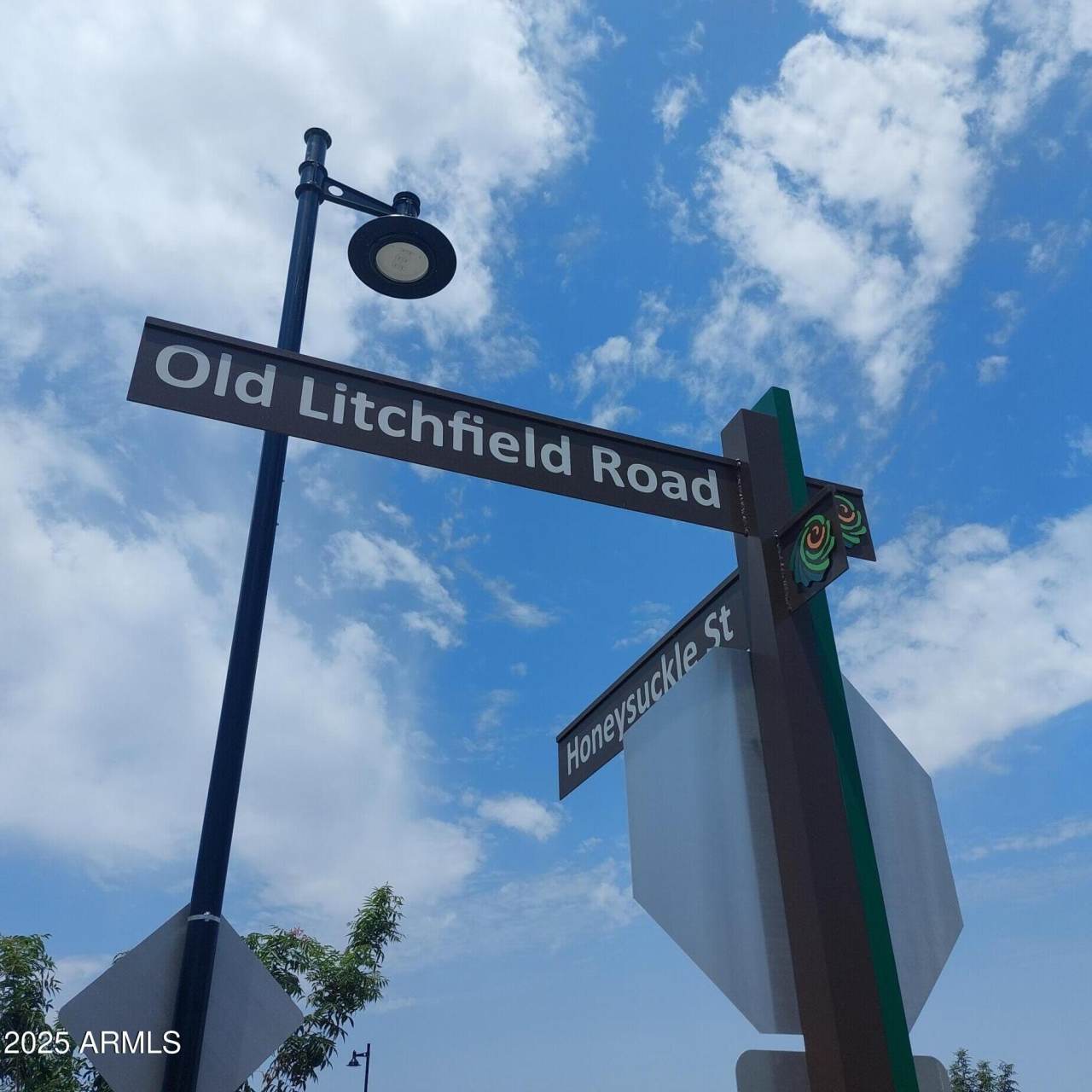 240 S OLD LITCHFIELD Road