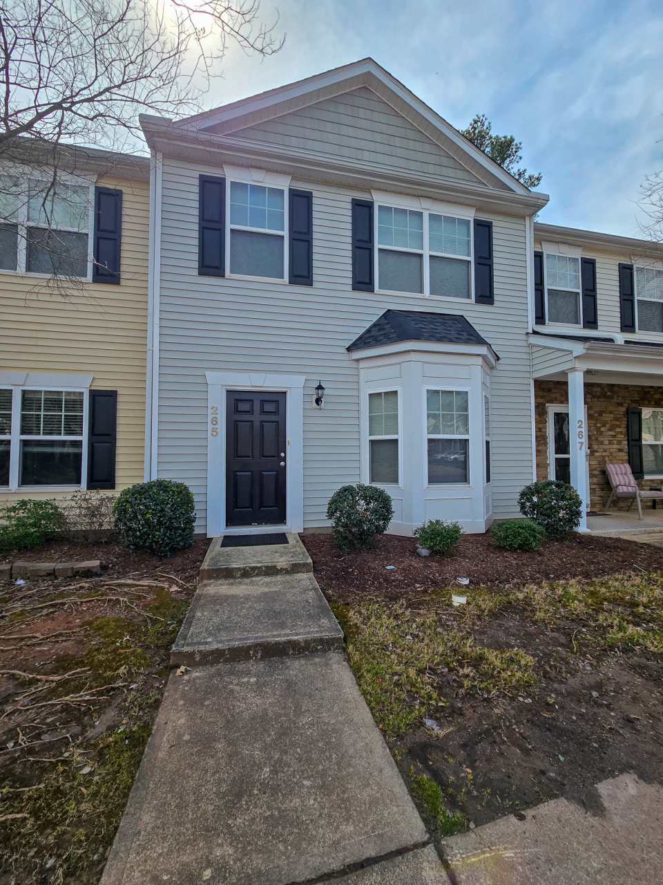 265 Hampshire Downs Dr