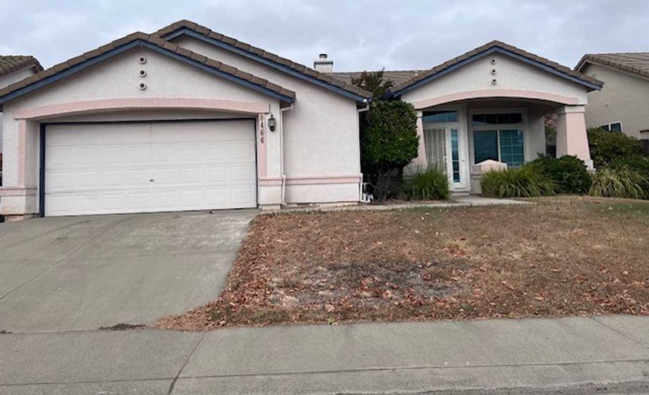 Single Story 3 Bedroom 2 Bathroom Home in Elk Grove