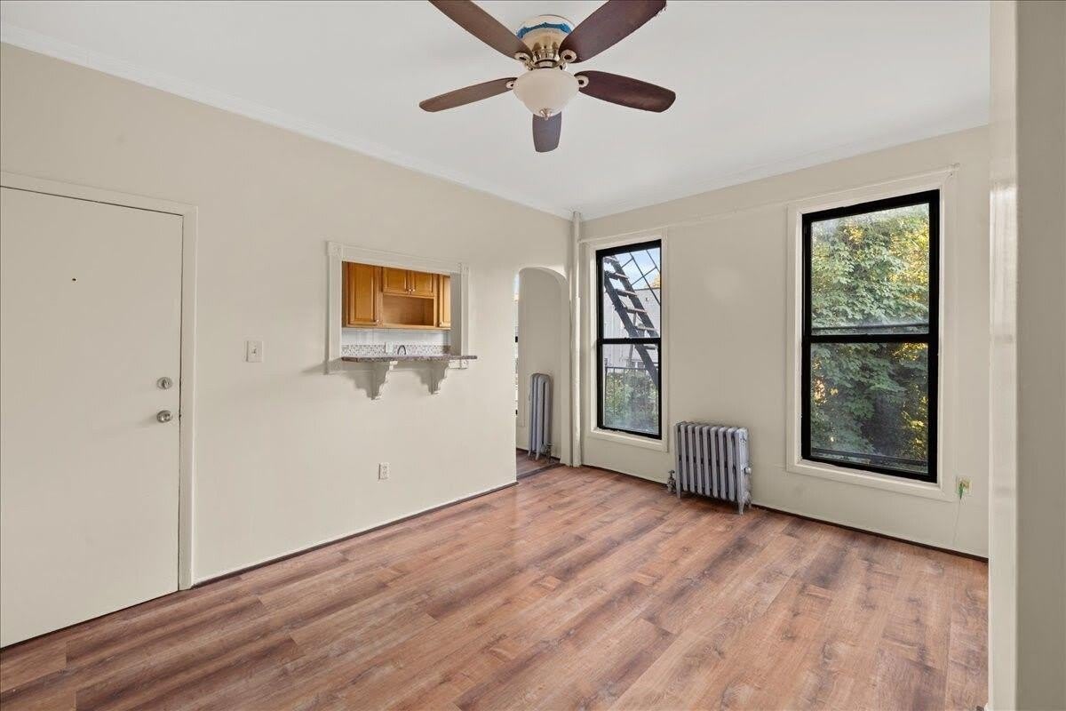 48 PULASKI Street unit: 2