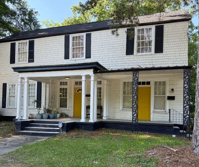 2722 Hillcrest Avenue