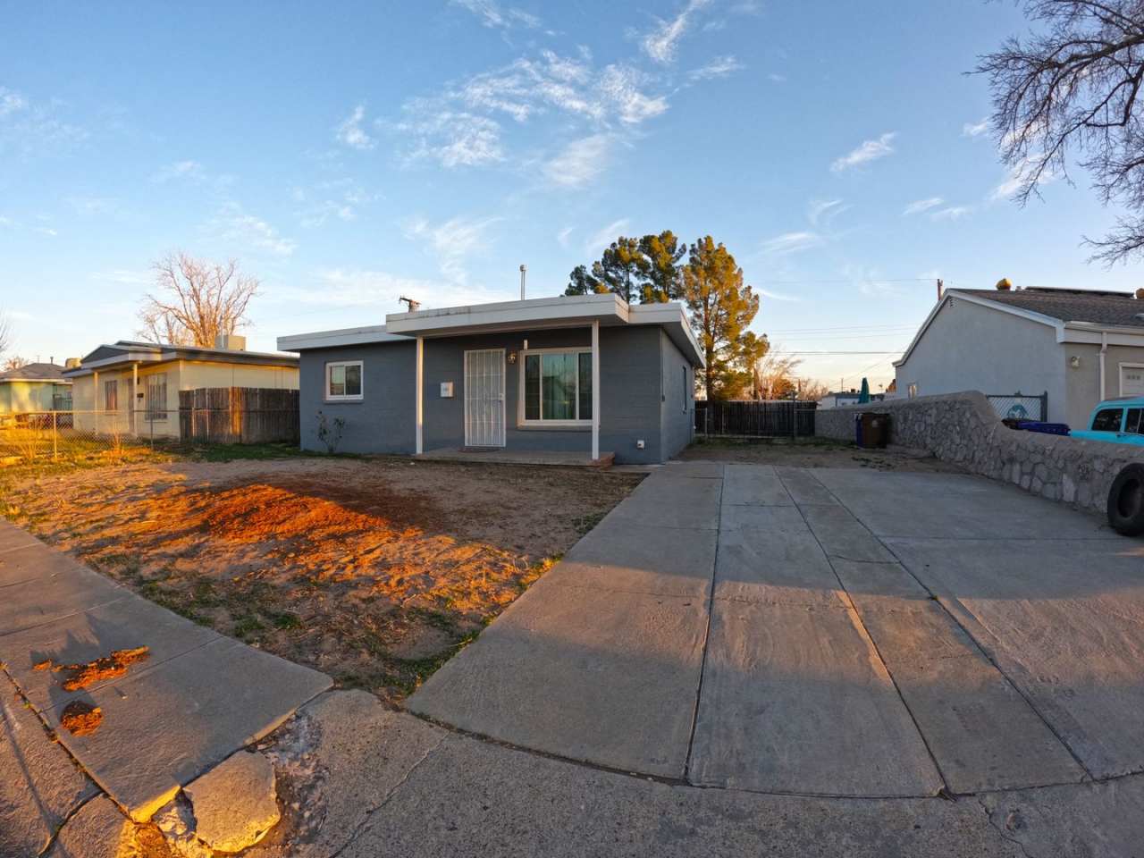 1716 Princess Jeanne