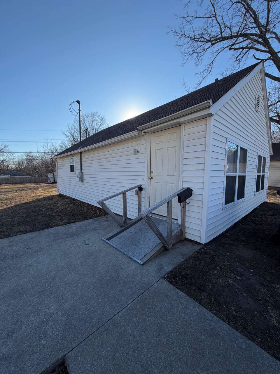 614 1/2 Broad Street