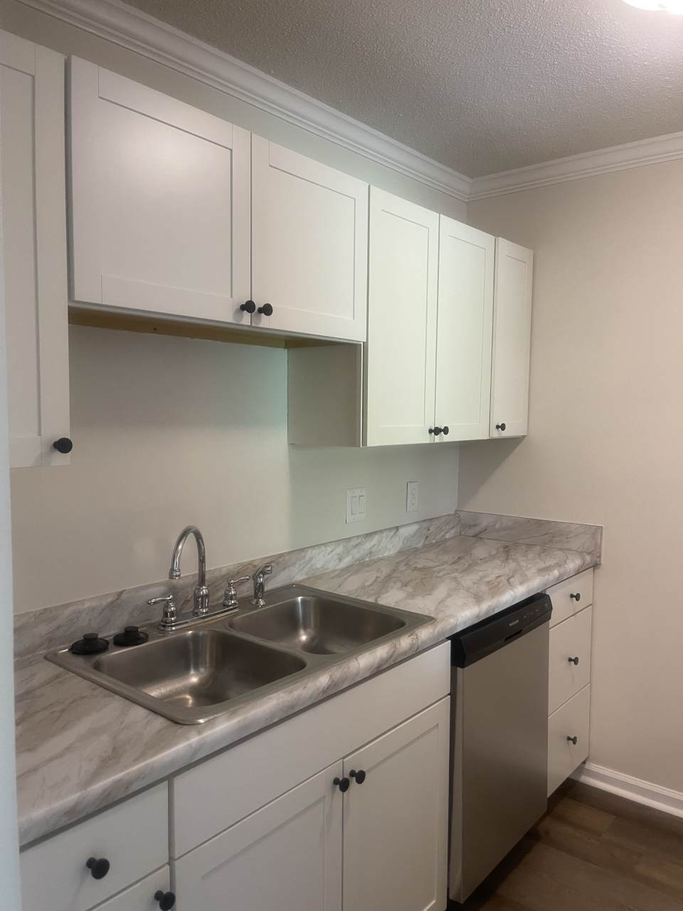 502 Mystic Drive - B