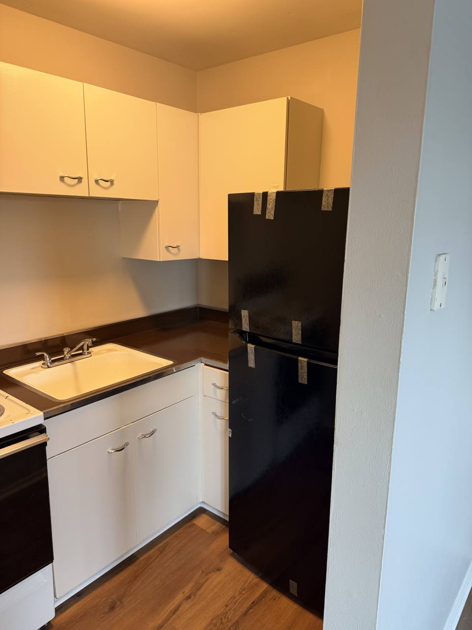 410 Lindsay Court - 10