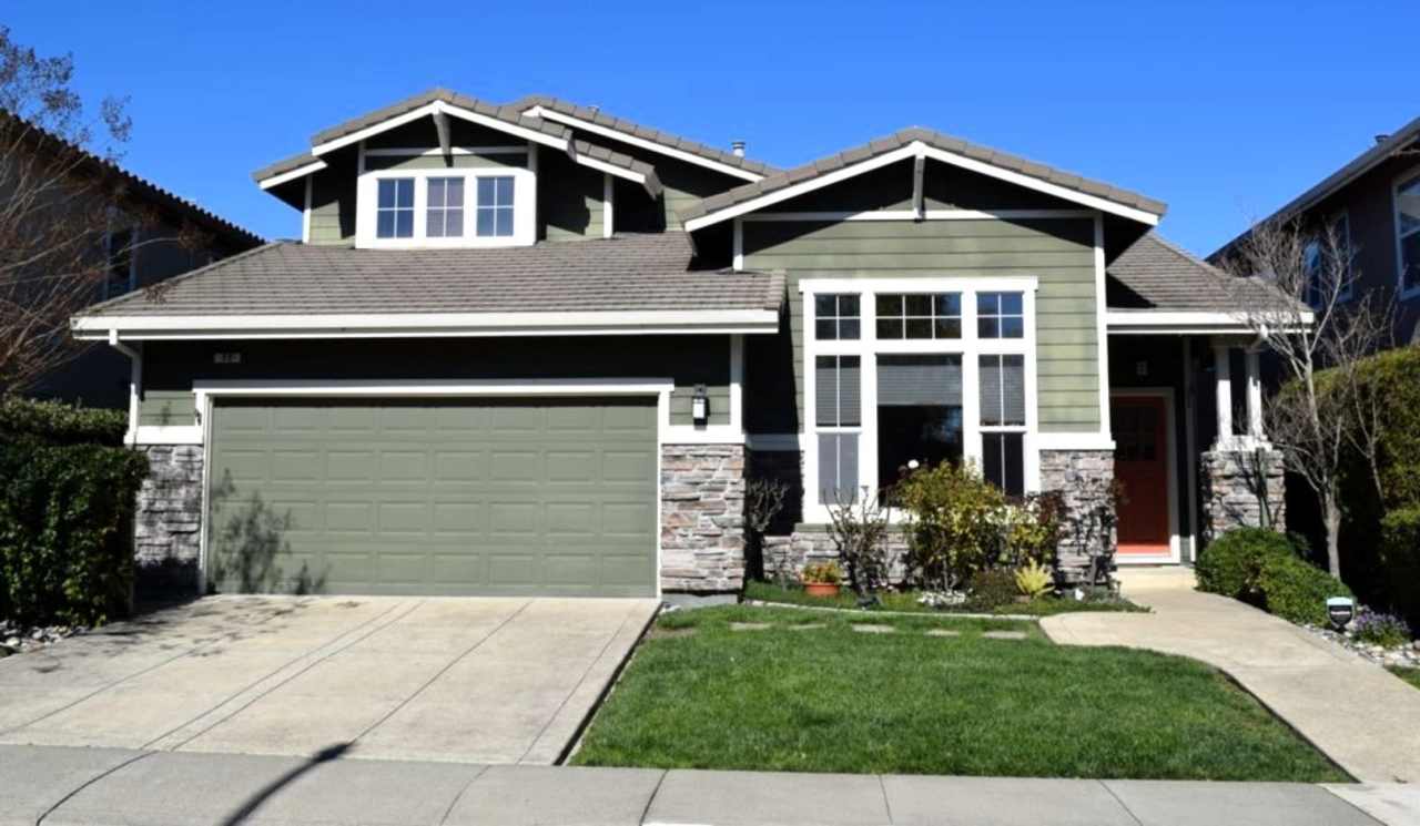 Four bedroom, two and a half bathroom home available for rent in the desirable Hamilton Field neighborhood of Novato!