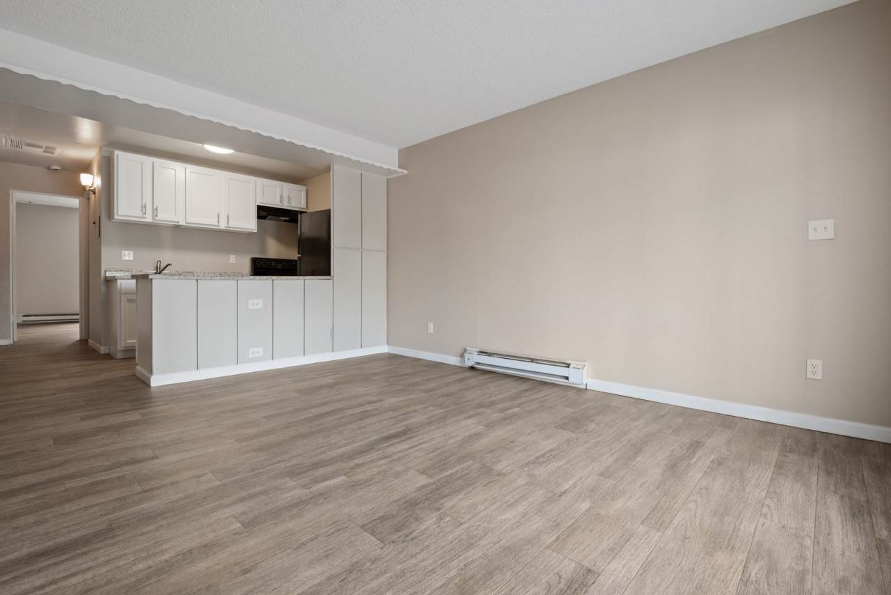 Garden Plaza off Campbell