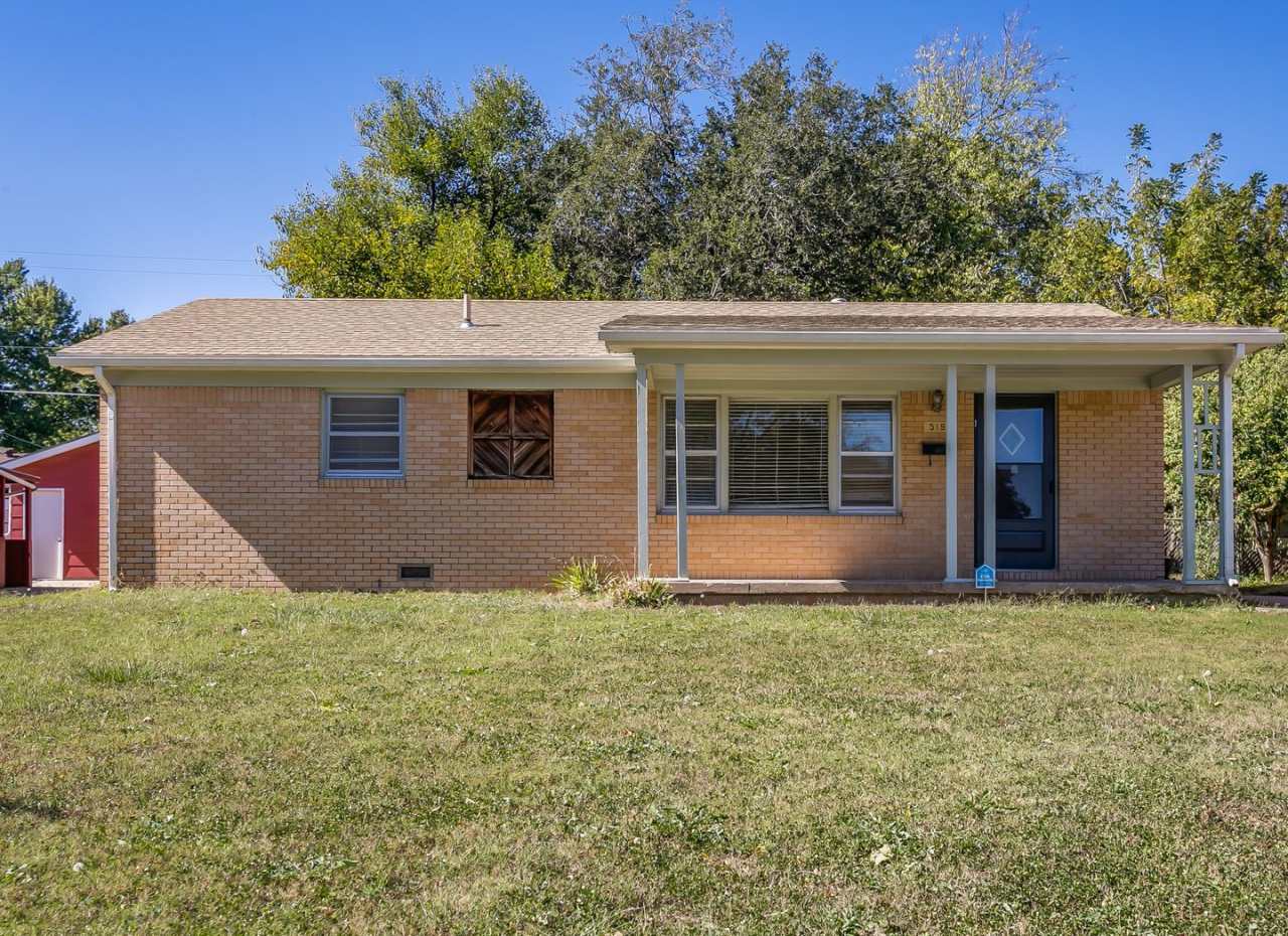 3 bedroom 1 bath home in Derby