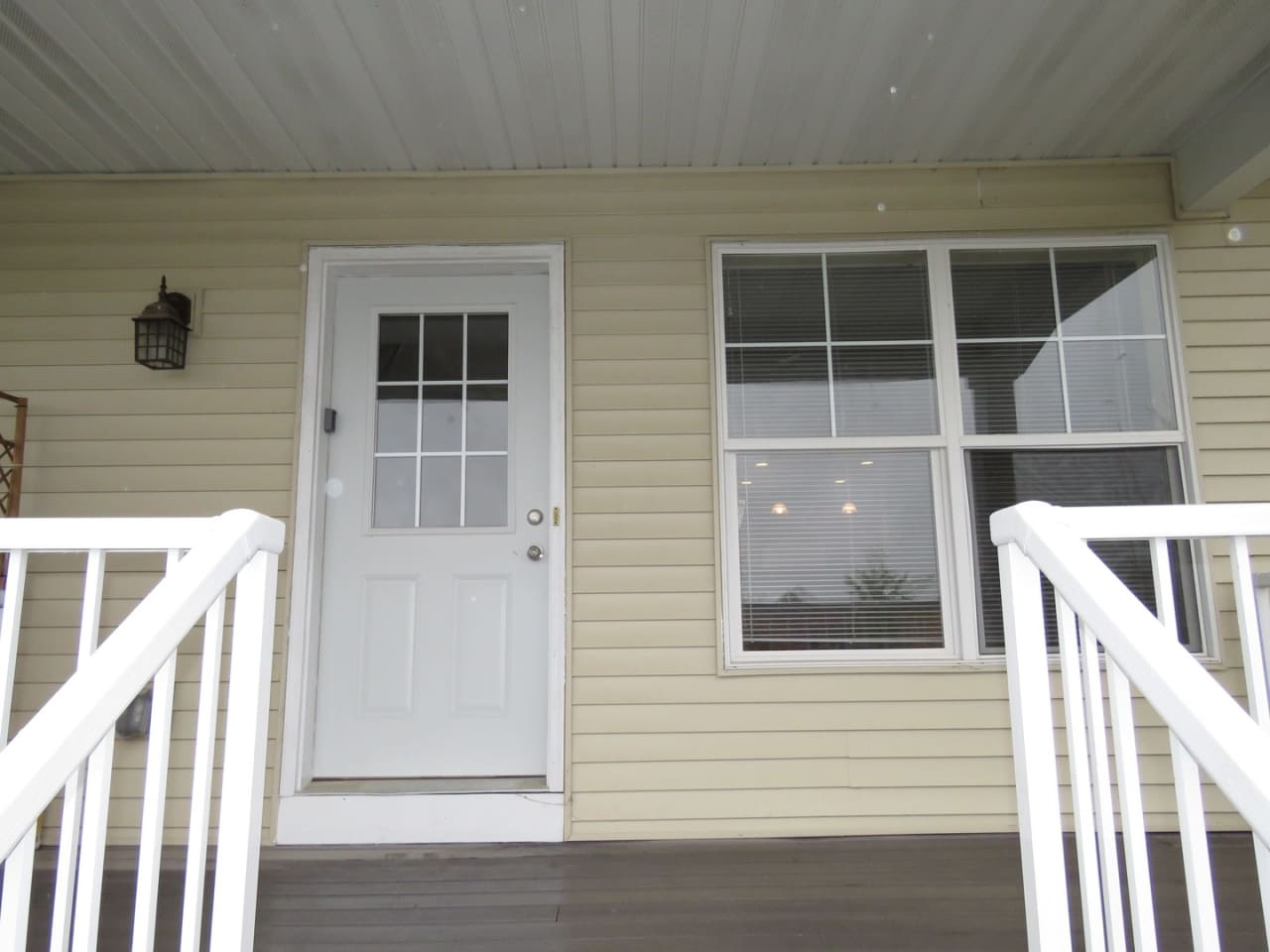 3bd 2ba 2car garage town home $2295/mo+ utilities