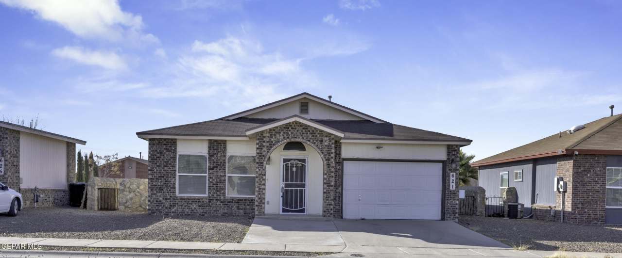 621 Maravillas Street