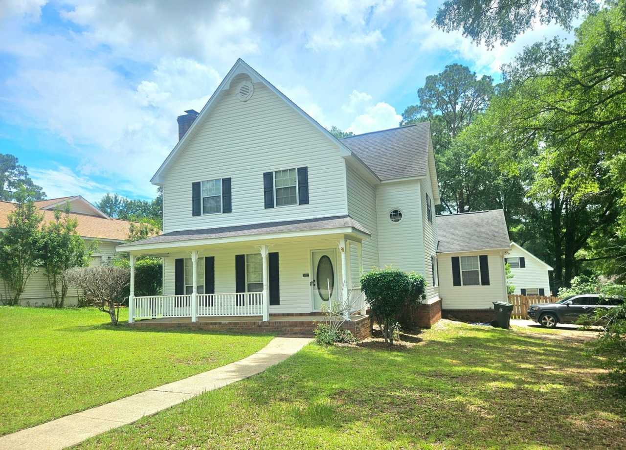 Great 3BR/3BTH House in Dothan with Pool!