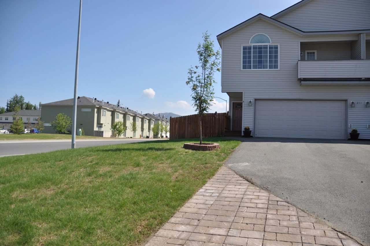 3 Bedroom Condo close to JBER!