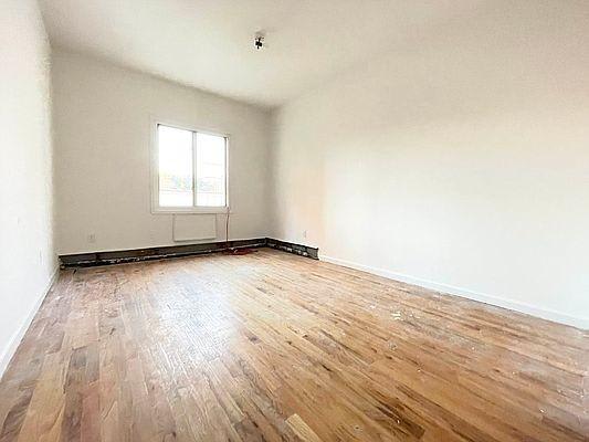 1100 University Avenue