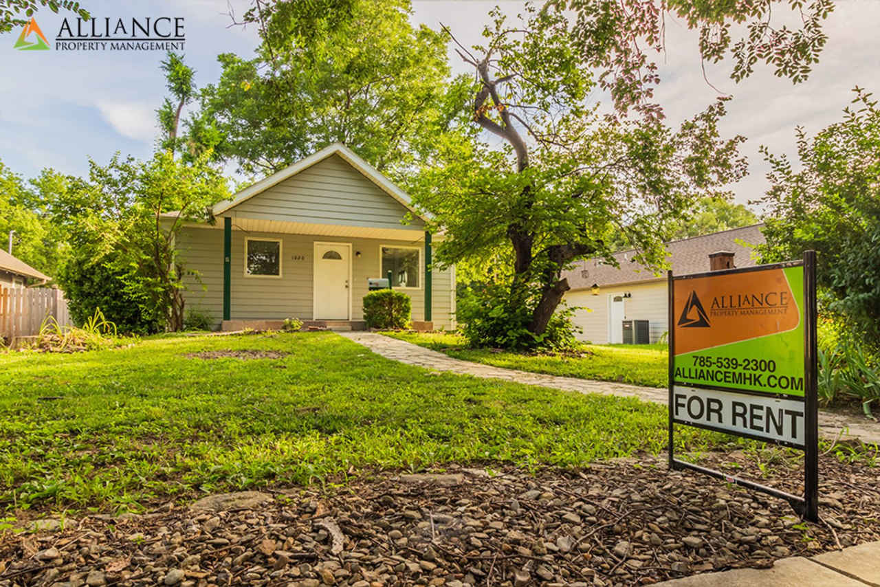 Spacious Rooms  Close to Downtown