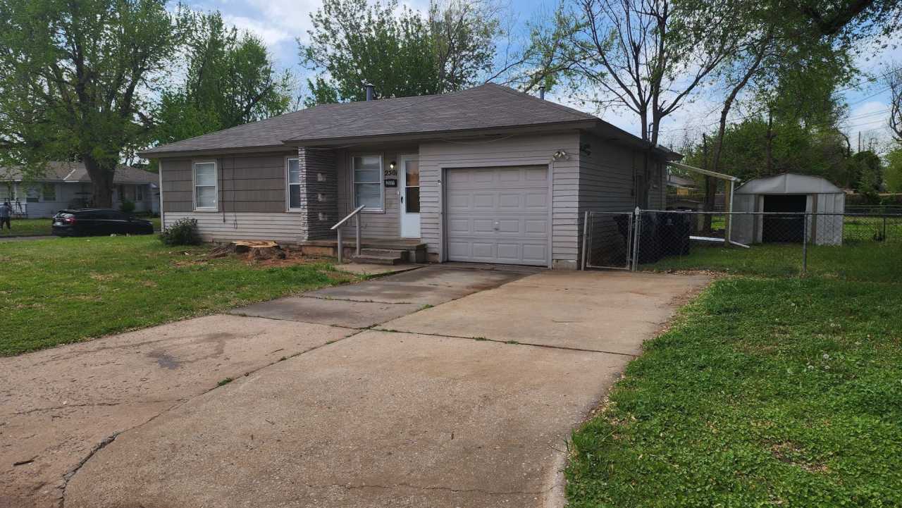 Totally Remodeled 2 Bed 1 Bath SW OKC! $850 Per Month