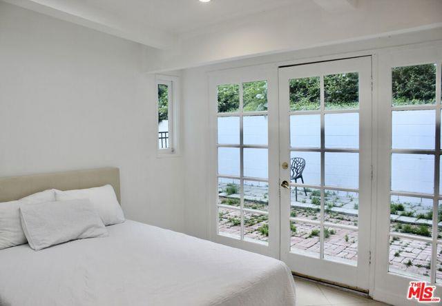 1265 Bienveneda Avenue