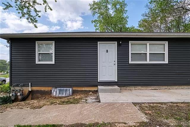 4119 Northeast Winn Road