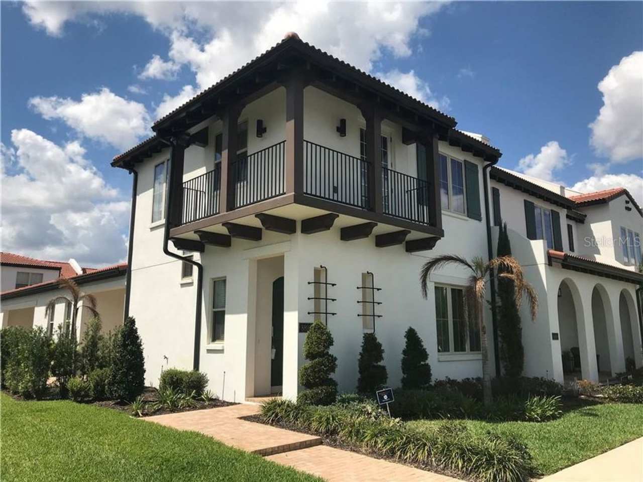 8896 Bismarck Palm Dr