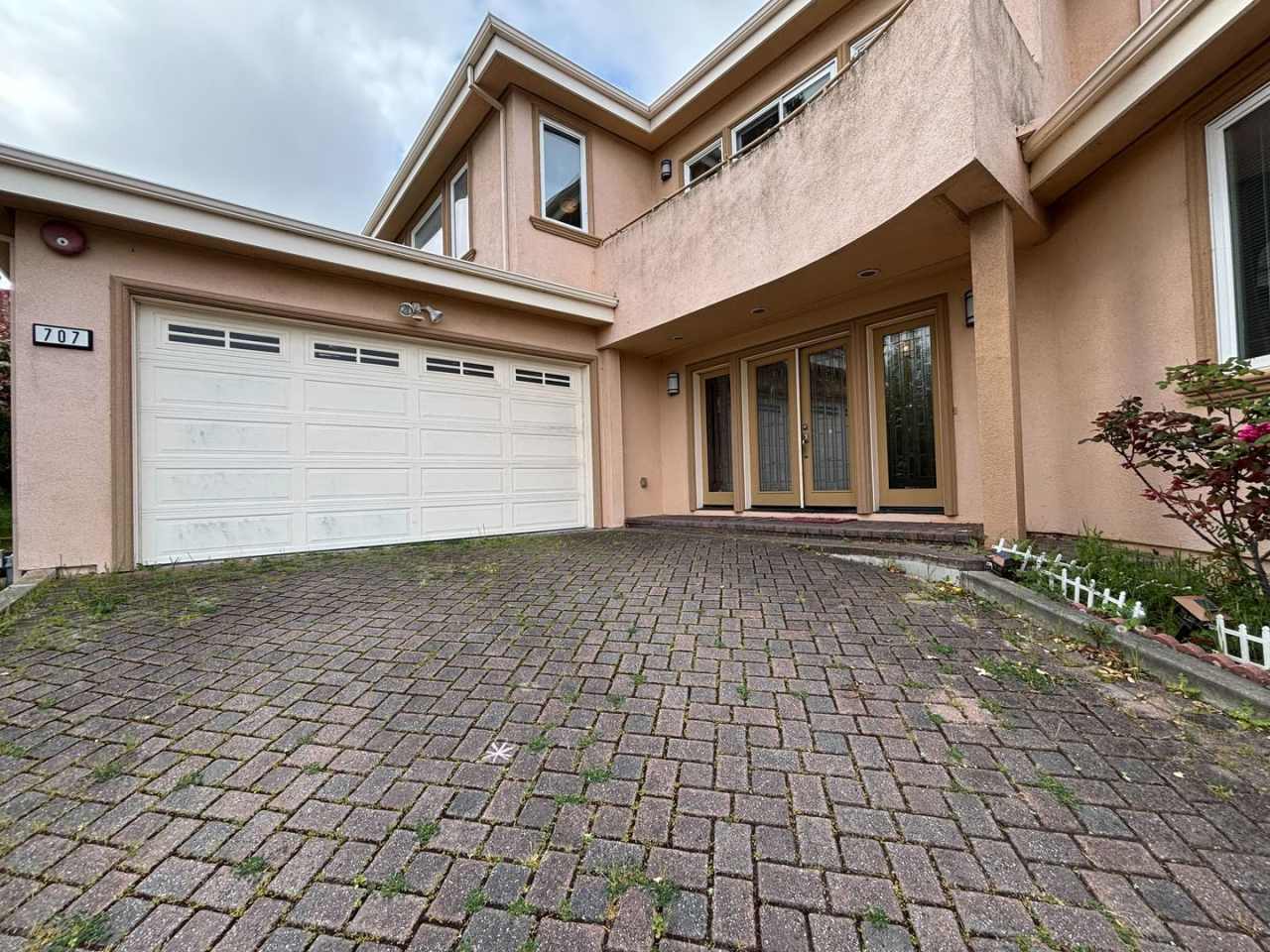 Spacious 3 Bed, 2 Bath Home with Stunning Views in Millbrae – 2,305 Sq Ft