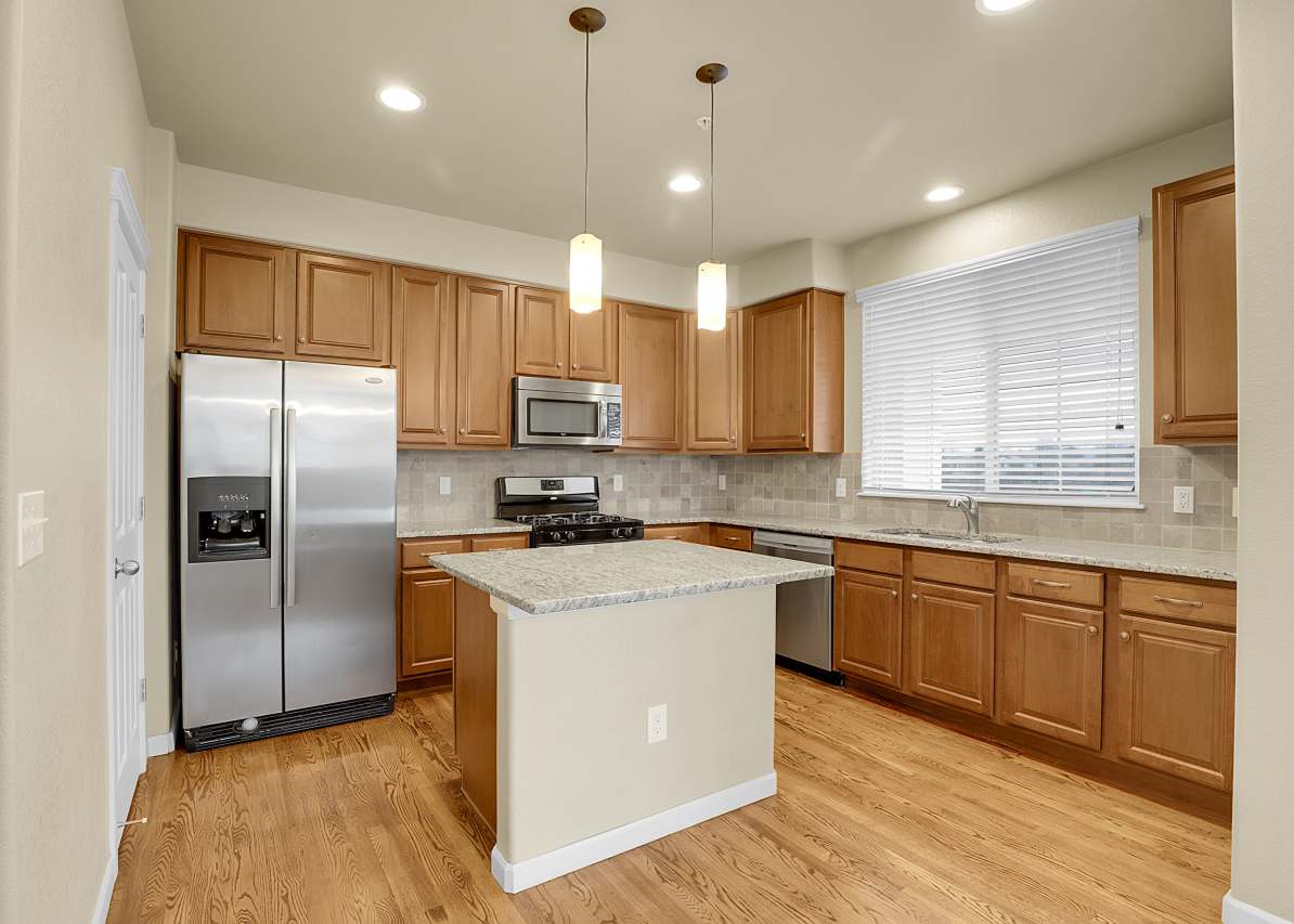 1000 Elmhurst Dr Unit D