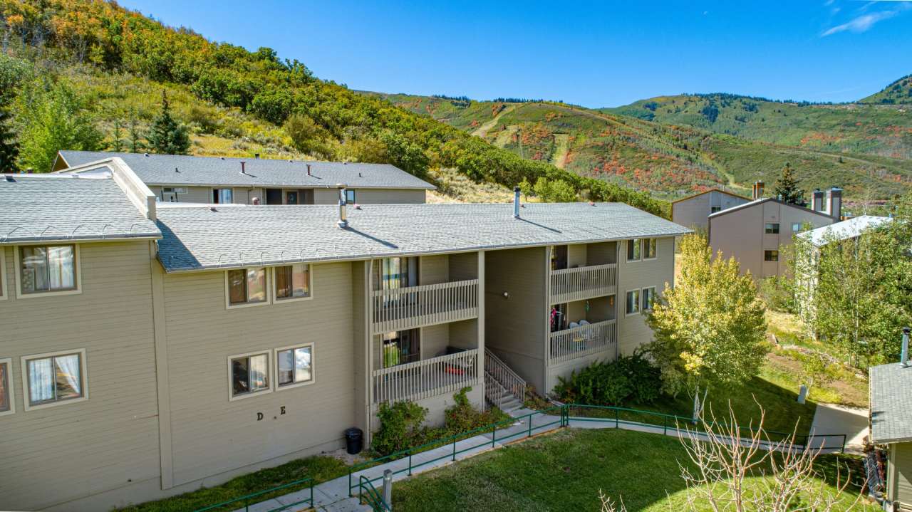 Bright and light Prospector Condo