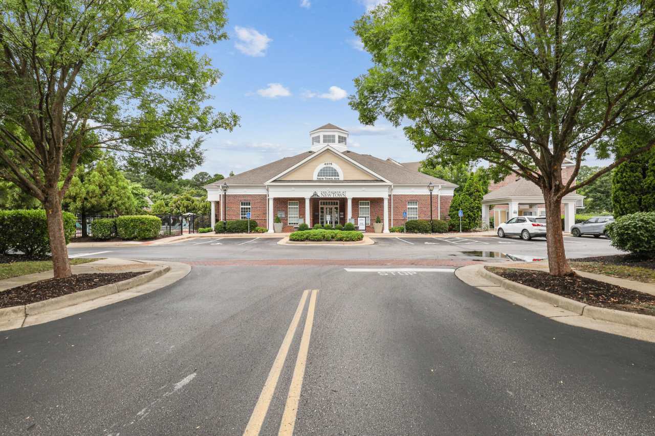 The Pointe at New Town