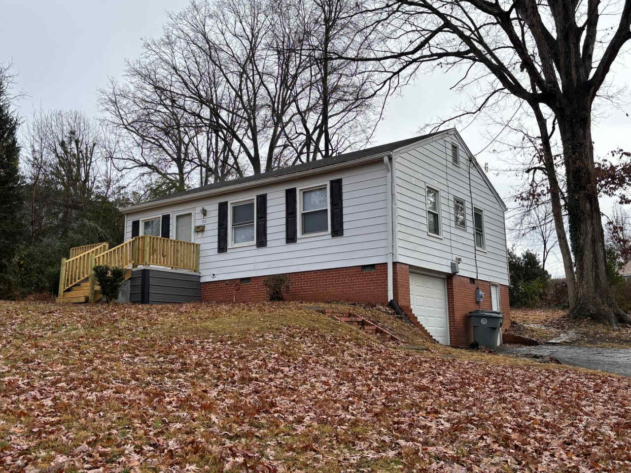 2 BDRM 1 BA HOME- $900 MONTH, $900 DEPOSIT!!