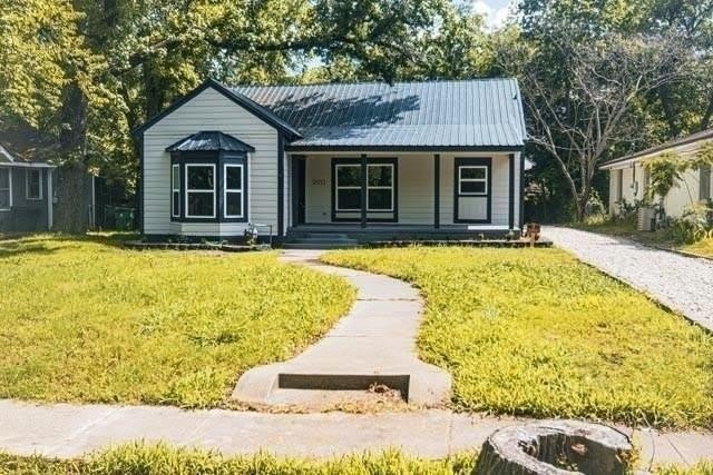 2011 Walworth Street