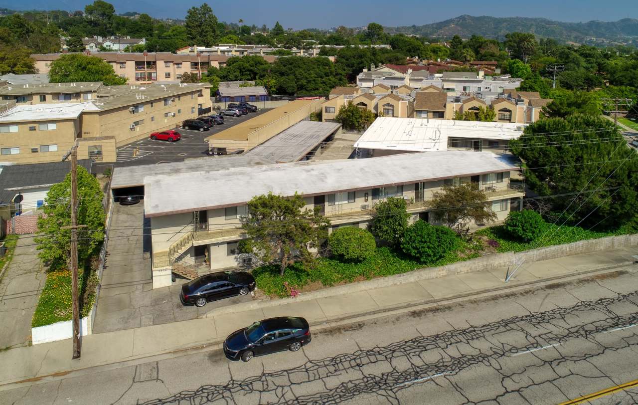 3906 La Crescenta Avenue - 8